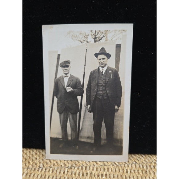 Antique RPPC Two Men in Suits Early 1900s Signed "Pop Biggs & Jerry Evans" - Picture 4 of 6